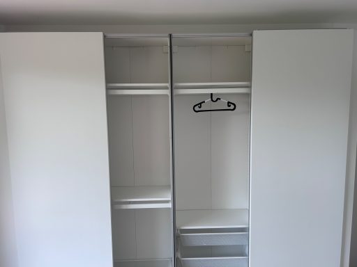 Aufbau Kleiderschrank